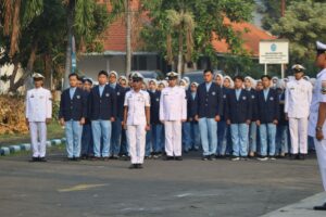 STIKES Hang Tuah Surabaya Gelar Upacara Peringatan Hari Ulang Tahun ke-30